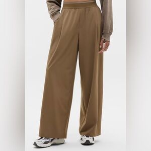 Athleta Stratosphere High-Rise Wide- Leg Pant